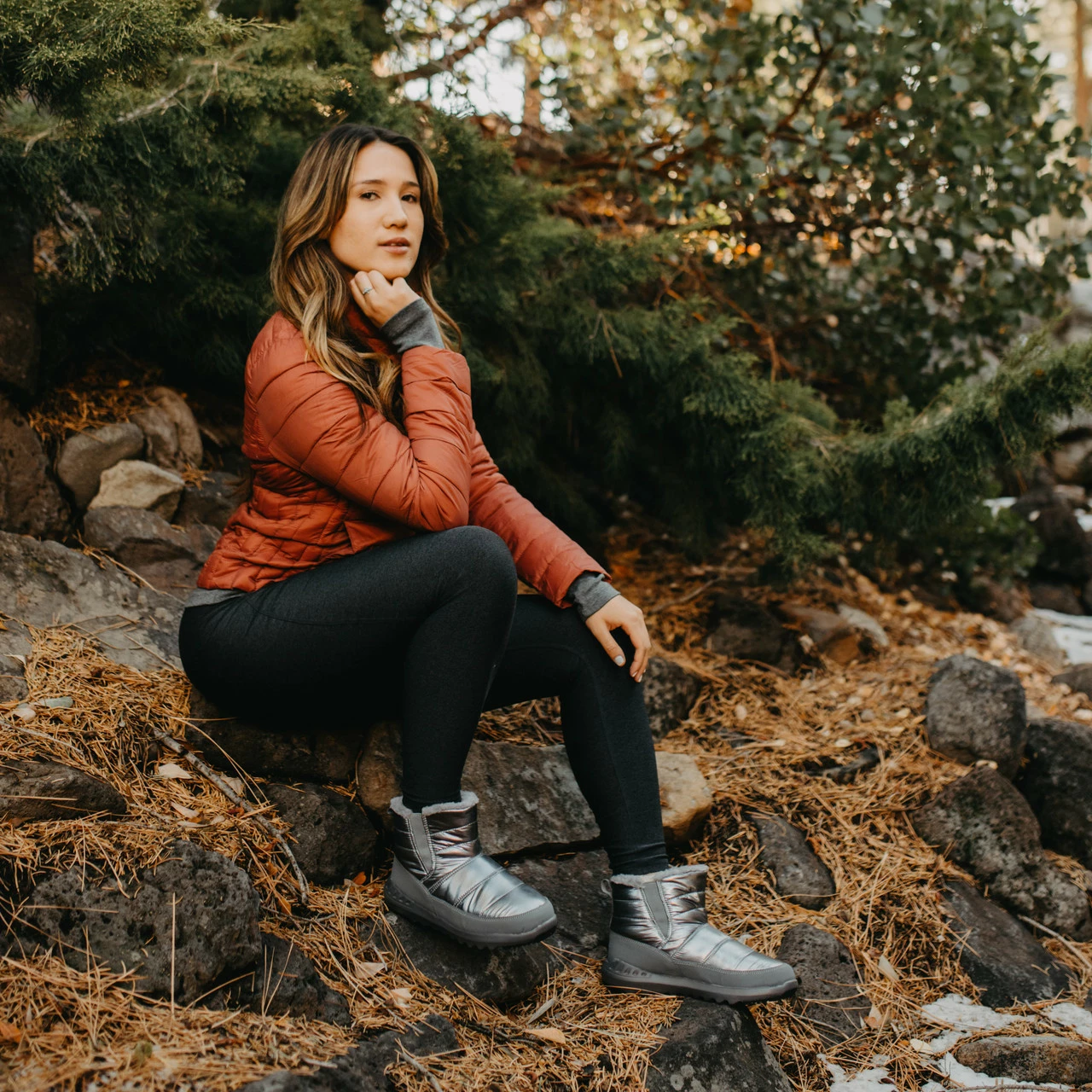 Bearpaw Puffy Boot Pewter - Image 4